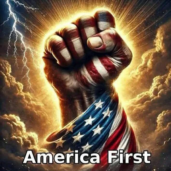bobette20898402's tweet photo. ❤️🤍💙 https://t.co/gEiqnTm4na