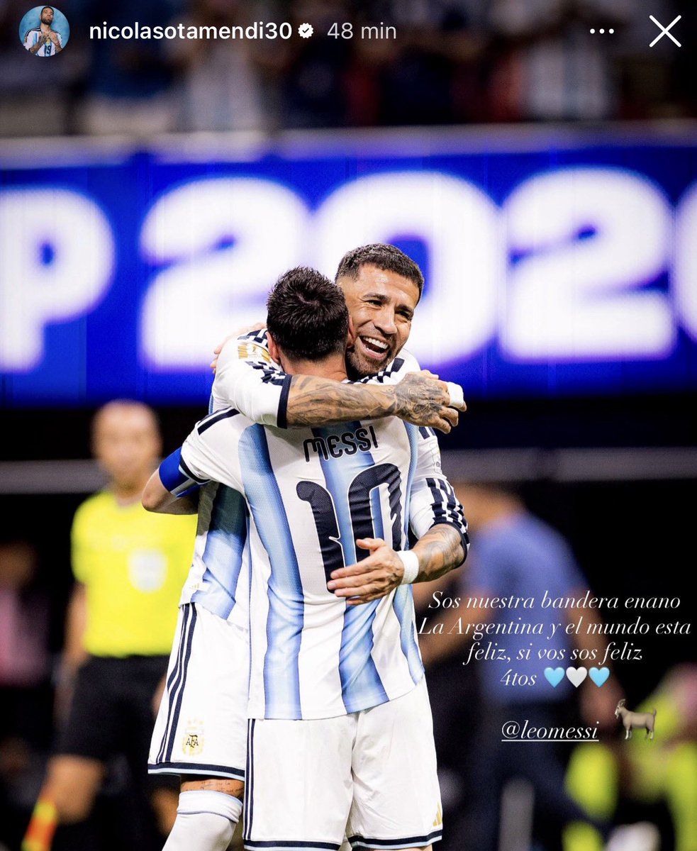ModoScaloneta's tweet photo. “Sos nuestra bandera, enano. La Argentina y el mundo está feliz si vos sos feliz” 

La historia de Otamendi para Messi 🫶🏻 https://t.co/hkSbTVq6l3