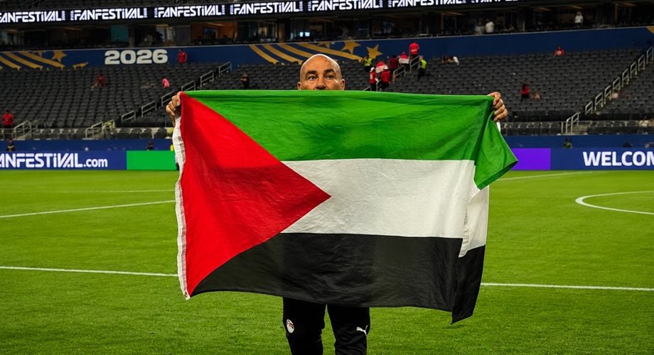 qatarvo's tweet photo. منتخب الساجدين 🇪🇬♥️

#فلسطين لم تغادركم قط وكانت دوماً في وجدانكم وفي تصريحاتكم .. 

شكراً #مصر بحجم السماء .. https://t.co/IJrdjF3SLH