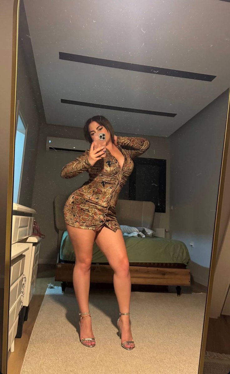 dilanderelive's tweet photo. ✨💃 Ayna karşısında kendimi kaybettim yine 😍🔥

#MirrorSelfie #OOTD #Confidence # slay queen 💅✨ https://t.co/GisTcwYUqx