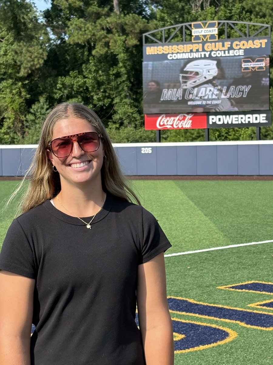 LacyMia5372's tweet photo. I had a great visit this morning at @MGCCCSoftball ! Thank you to coach Izzy and coach K for having me! @IzzyWerdann @kailey_hil Perk up! 🐶 https://t.co/m4IYu7sTcb