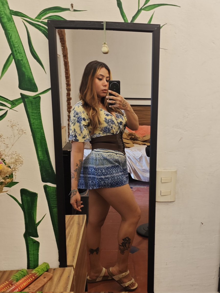 VictoriaEnvyy's tweet photo. 🫰🏽 https://t.co/2u2wbwQop5