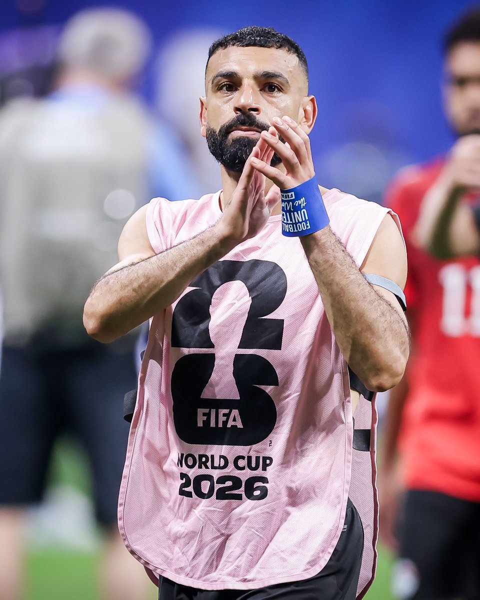 brfootball's tweet photo. ▪️ First World Cup win 
▪️ First time advancing out of the group
▪️ First knockout victory
▪️ Nearly knocked out three-time champs Argentina

Egypt have made their nation proud 👏🇪🇬 https://t.co/4iWVu6mNmO