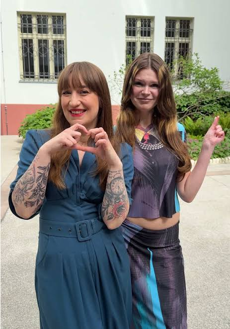 HeimatliebeDE's tweet photo. Linksgrüne verteidigen den Auftritt von Ikkimel im ZDF-Morgenmagazin (Moma), obwohl auch Kinder im Publikum saßen.

Und dann sieht man dieses Bild und wundert sich über gar nichts mehr. https://t.co/OjjknDtSsk