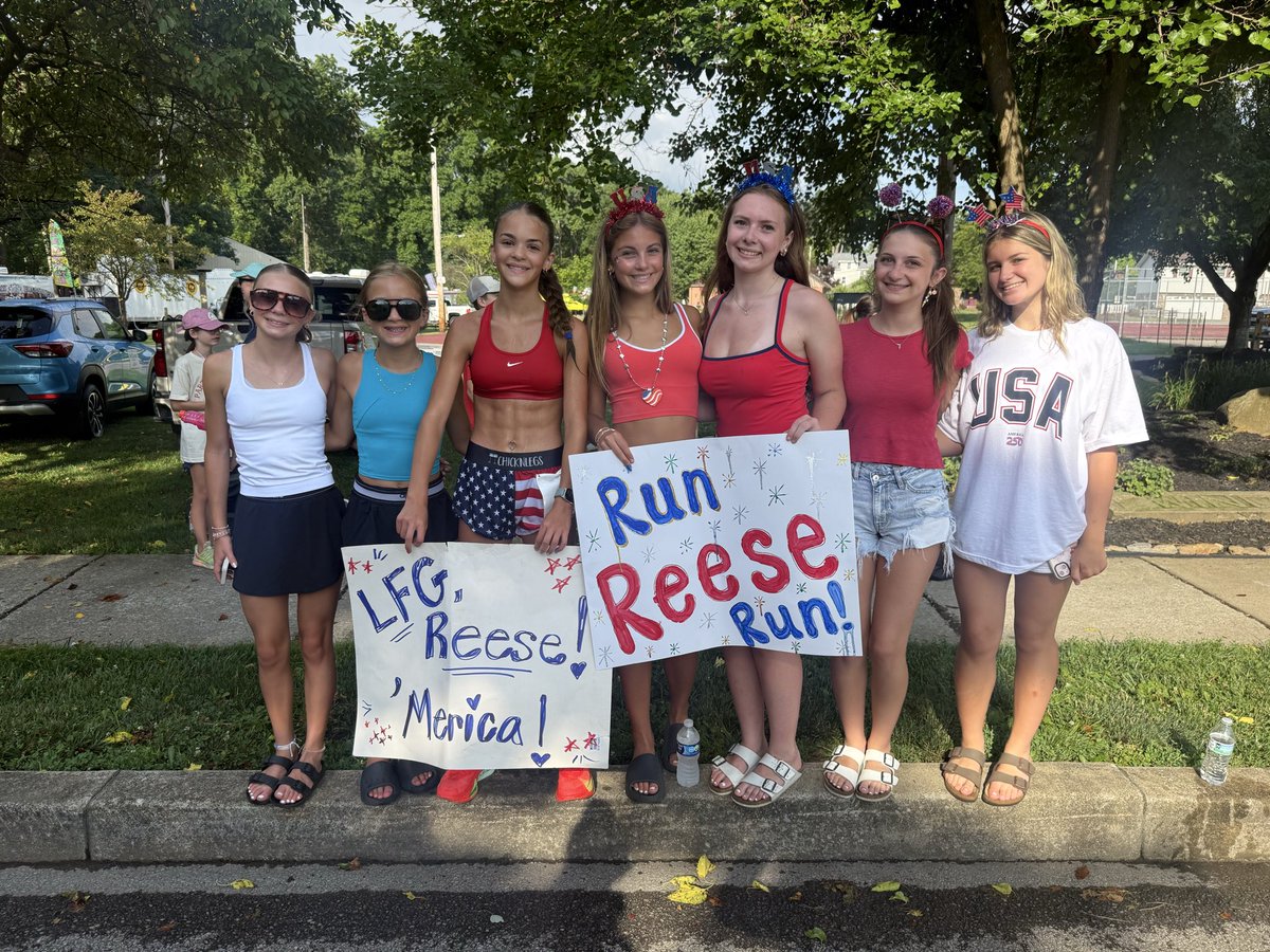 ReeseAnders17's tweet photo. Ellwood City 10K
PR 42:37.21, 7-4-26 
6:52 mile
1st in age group
4th woman overall
14 yo https://t.co/Fk1rVnYNlR