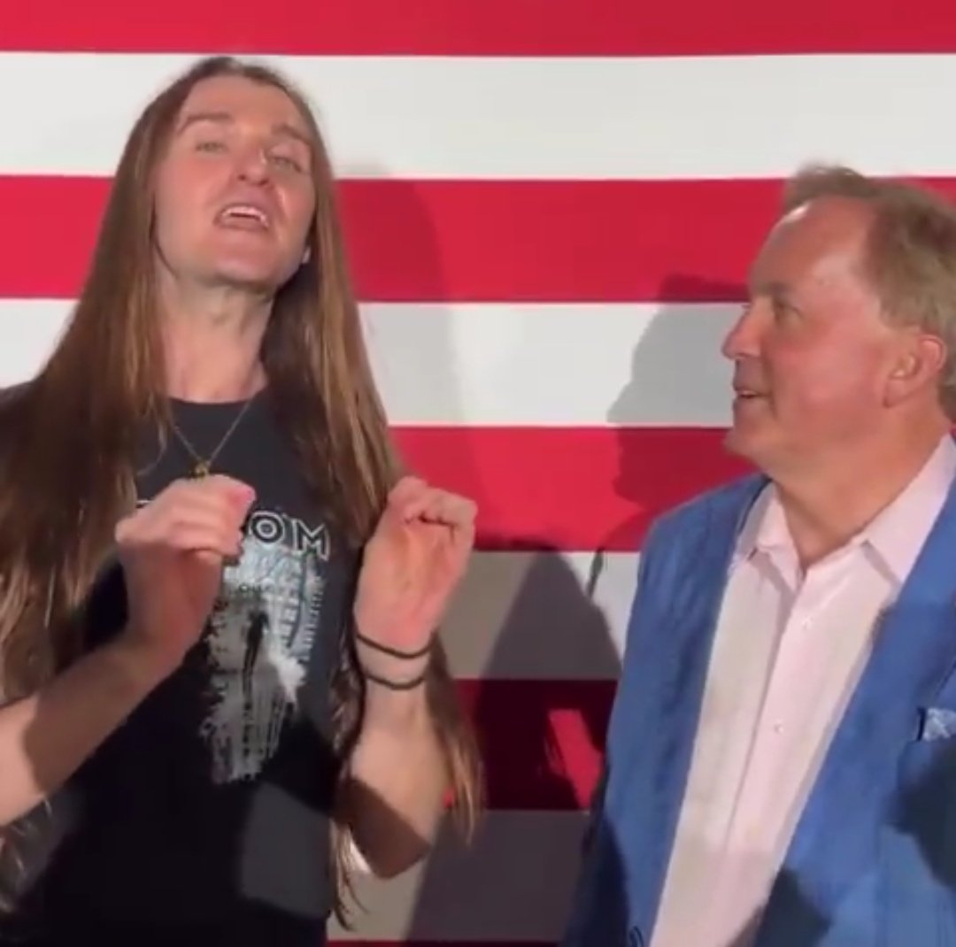 CattardSlim's tweet photo. James Talerico with Texas icon Willie Nelson.

Ken Paxton with former Craigslist gay porn salesman Scott Presler. https://t.co/5fYRyewqdI