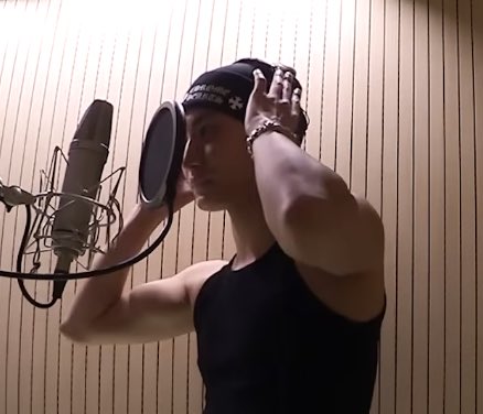 vampz4matz's tweet photo. sh who comes into the studio with only one thing on his mind. to tempt the hot producer out of his sweats. the famous producer hj, was too hot for his own good. even if he was weirdly rude and off standish, sh found him really fucking hot. https://t.co/GZhxeQe1BJ