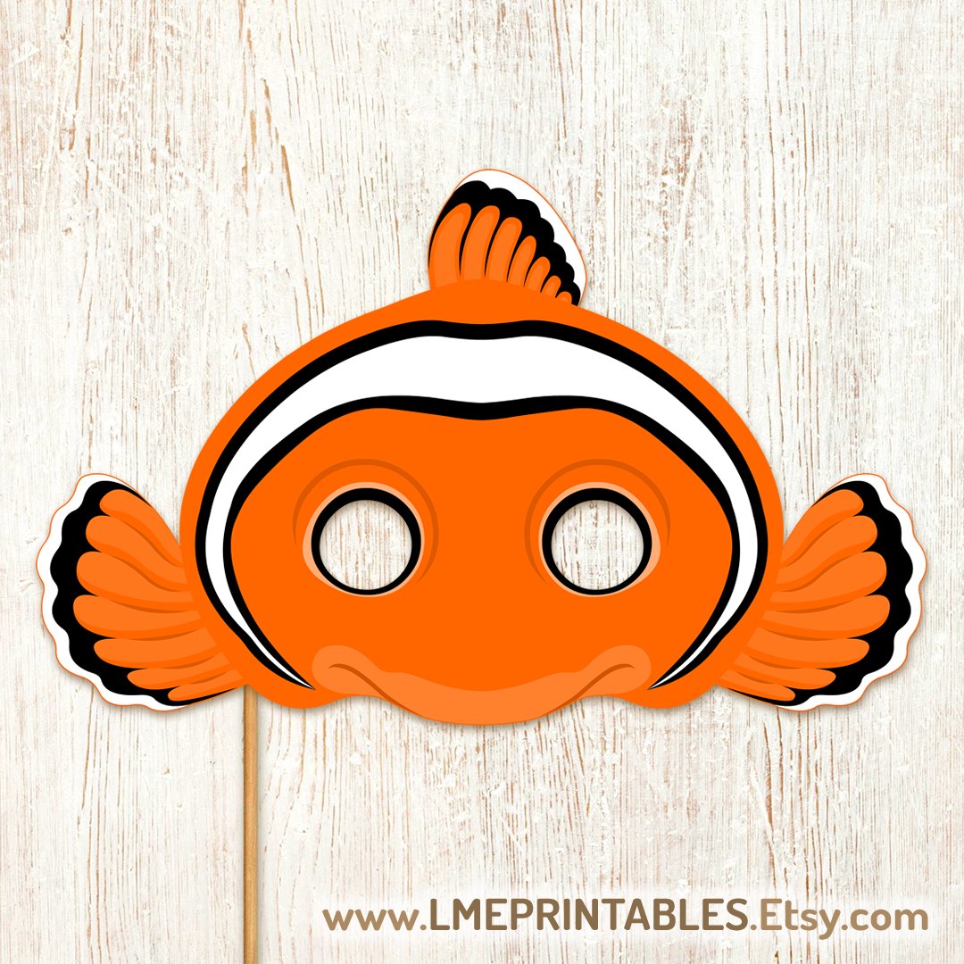 lmeprintables's tweet photo. Clownfish Printable Mask Halloween Costume Clown Fish Orange Sea Animal Pattern Carnival Pool Party Favor Acuatic Game Photo Booth Kid Adult https://t.co/Fz8RBh5taT via @Etsy #nemomask #findingnemomask #lastminutecostume #clownfishmask #lastminutecostume #poolparty #masksforkids https://t.co/ViSdCZtE3k
