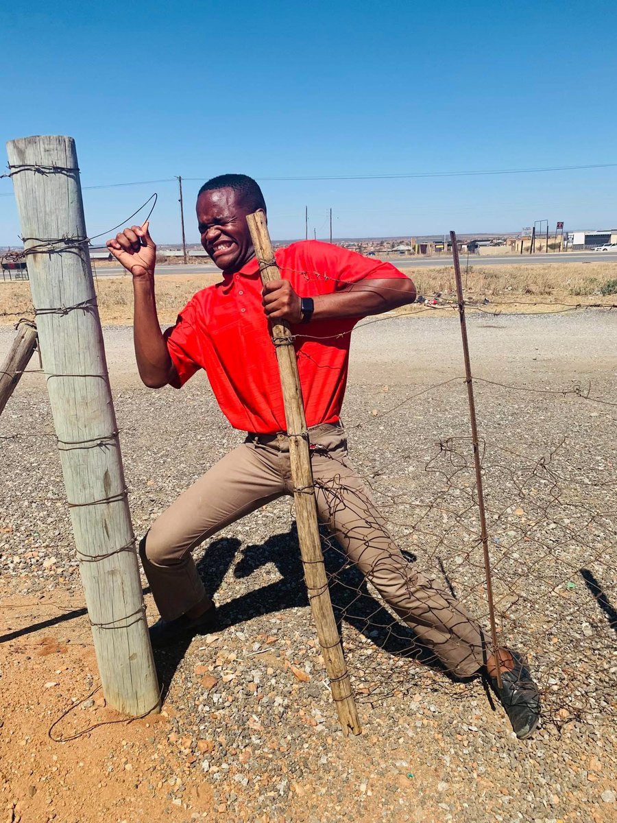 SebothomaSolo's tweet photo. Chaskalson desperately trying his best to implication Mr. Malema ad and the EFF https://t.co/OylcT7Zrh9