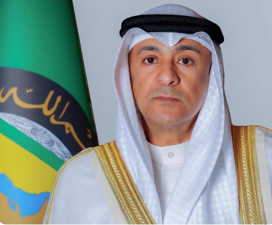 Adhwan's tweet photo. أمين مجلس التعاون الخليجي جاسم البديوي: 

- استهداف الناقلة السعودية 🇸🇦 "وديان" عمل إيراني إجرامي وتصعيد خطير يهدد أمن الملاحة الدولية

- هجمات إيران 🇮🇷 في هرمز انتهاك صارخ للقانون الدولي ولقواعد سلامة الممرات البحرية

- اعتداءات إيران في هرمز تدل على استمرارها في الاستفزاز وزعزعة أمن المنطقة

- نتضامن مع السعودية وندعمها لكافة الإجراءات التي تتخذها بعد تعرض ناقلة تابعة لها لهجوم إيراني