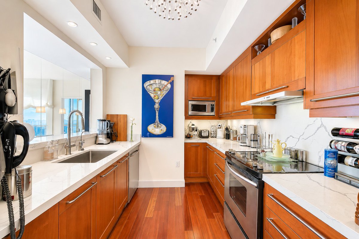 GalleriaIntlRe's tweet photo. Now leasing at Las Olas River House! 
333 Las Olas Way #2101
2BR | 2BA | 1,161 SF
Direct New River views from every room. Resort-style amenities.
$6,500/mo
MLS# A12048134
Bobbi Ocean
954-684-1793
bobbioceansells@gmail.com
#galleriarealtors #LasOlasRiverHouse #compassftl #compass https://t.co/PaGhZz2YFD