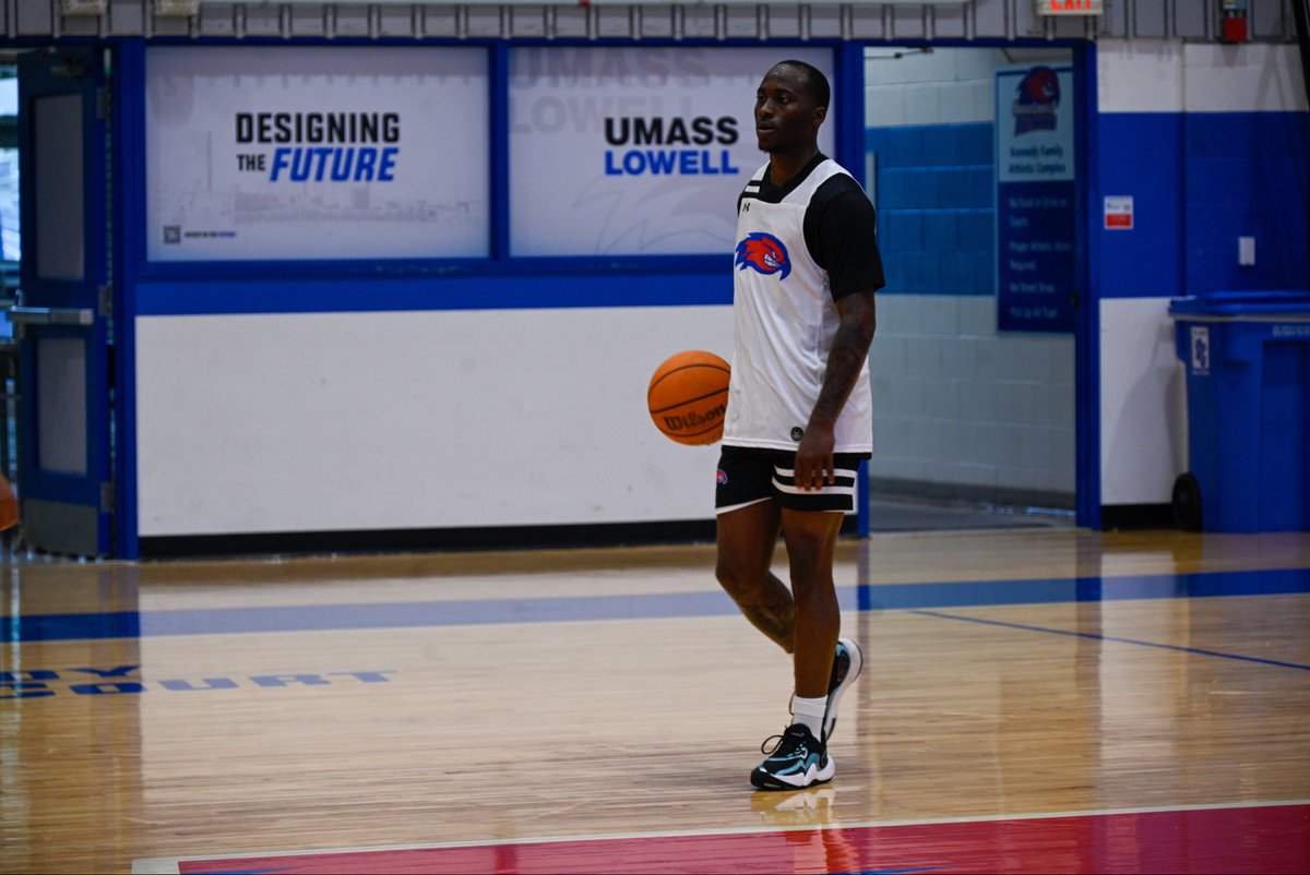 UMass Lowell MBB tweet media