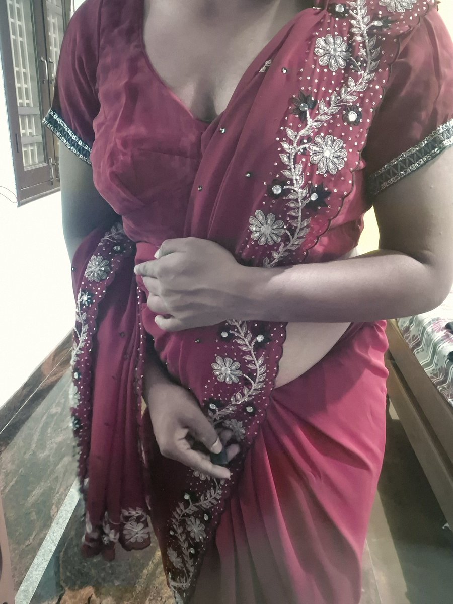 crossy_sony's tweet photo. My new Hotty post🥵😍😋🔥
 Sony Crossy 
https://t.co/IHdPpKbSbU
Join this indian cross dresser sissy mistress bhabhi telegram main telegram channel😍❤️‍🔥😋
#sonycrossy #crossy #crossdressers #Fıfaworldcup #trending #crossy #sony #pls #support #guys #redsaree #2026 #telegram https://t.co/92EXJhTu3c
