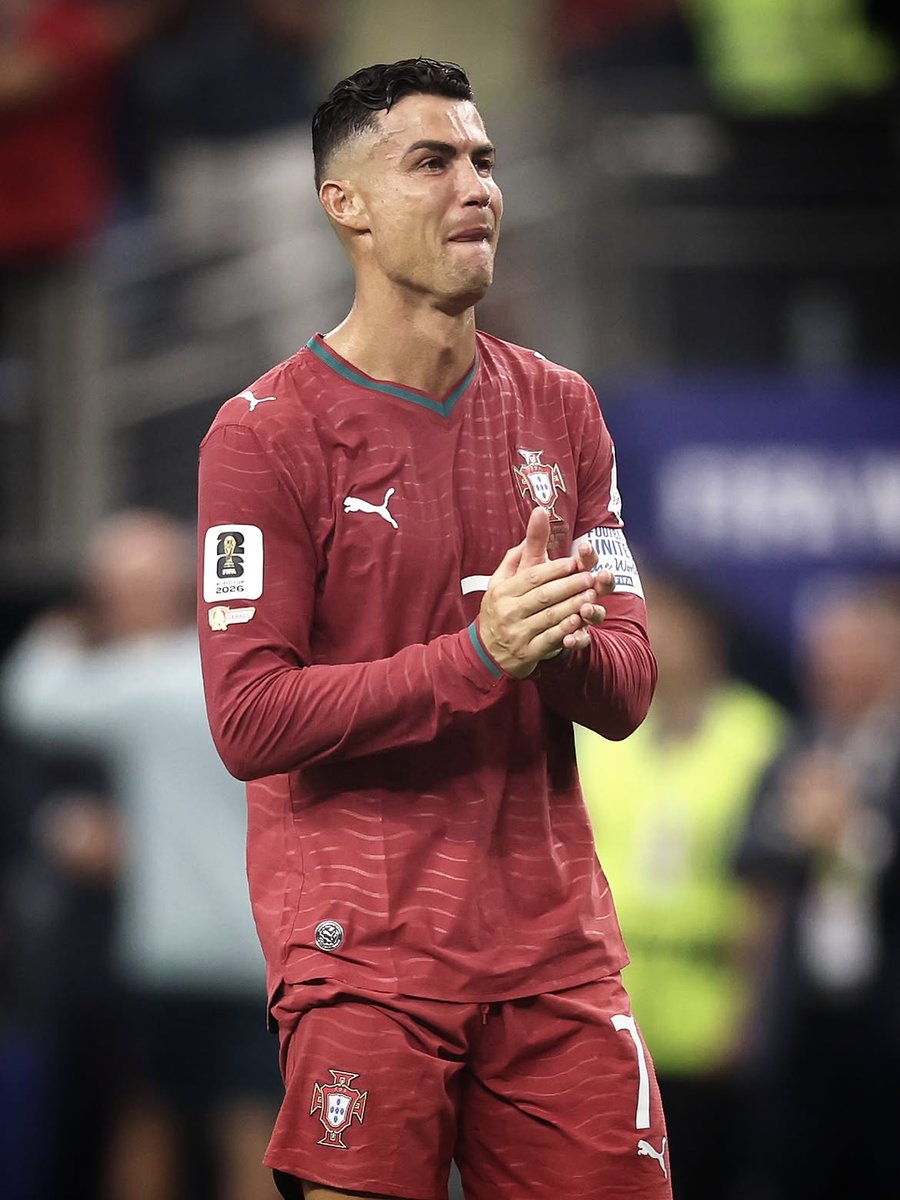 sidrak294's tweet photo. Because of Cristiano Ronaldo, I started watching football. 
More than the goals and trophies, it's his passion, hard work, and humanity that inspired me. Seeing him cry again was heartbreaking. 
Thank you for everything, your legacy will live forever CR7. ❤️🐐 #CristianoRonaldo https://t.co/tH1zfvhv29