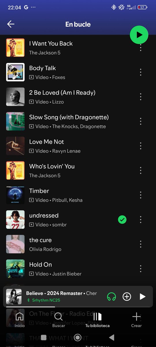 mariajogui's tweet photo. Me vs on repeat https://t.co/niRJaVpqna