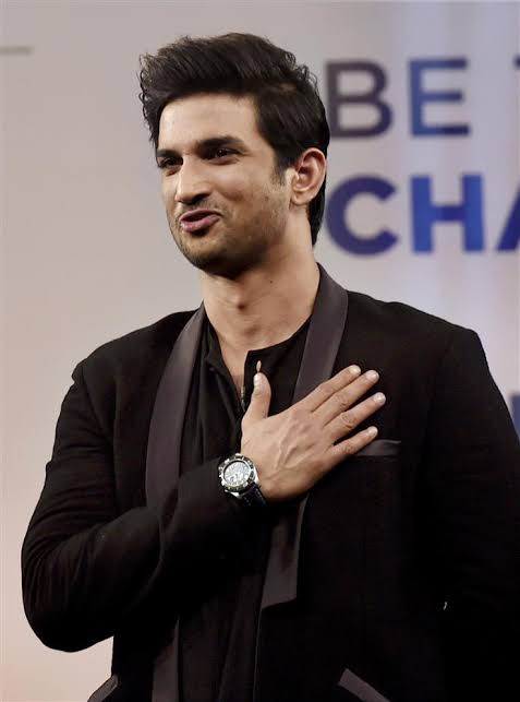 Transition_must's tweet photo. The man who taught how to see dreams,
Today he is a dream! ❤️🤗

Sushant A Hardworking Man
#SushantSinghRajput𓃵 https://t.co/d9aZWUF42i