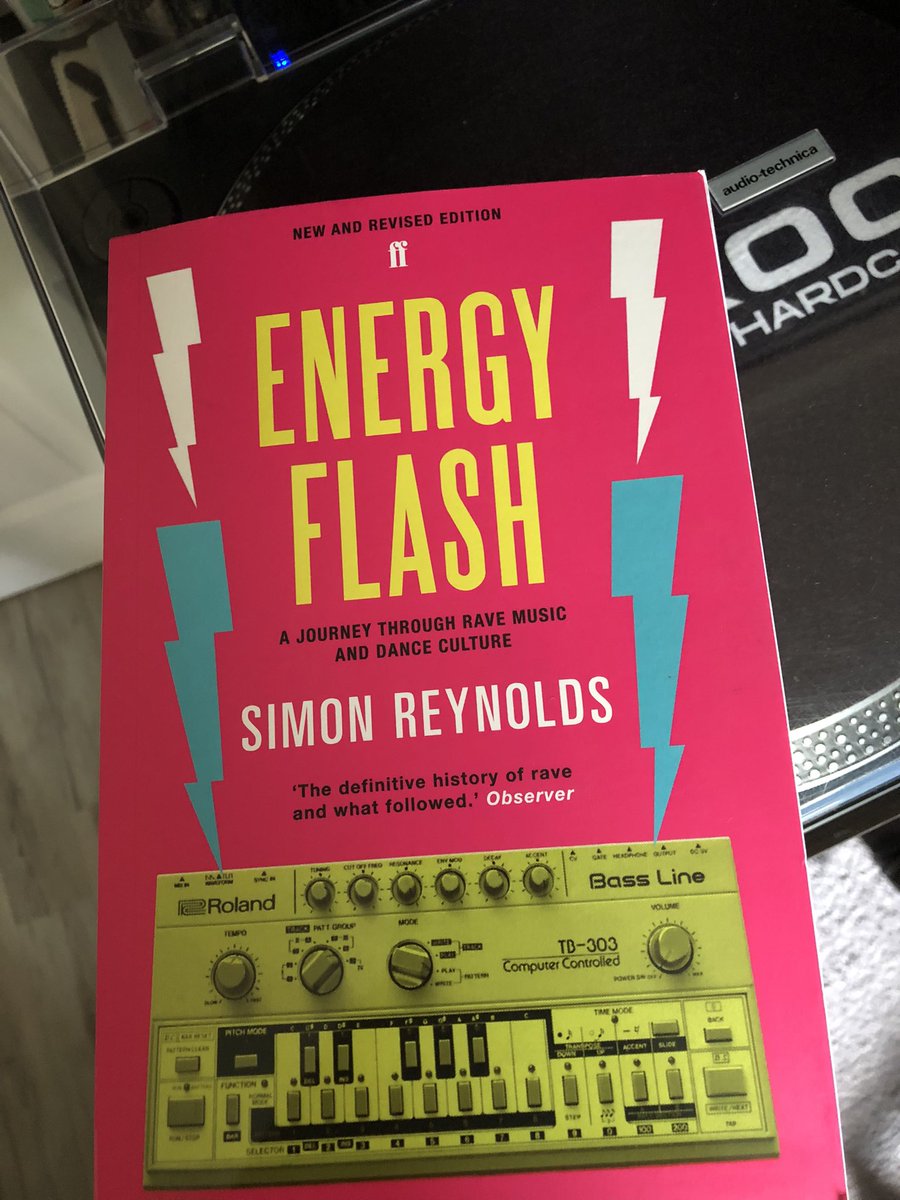 oldskoolcore's tweet photo. Current read. Simon Reynolds - Energy Flash. A journey through rave music and dance culture. #read #book #simonreynolds #energyflash #oldskool https://t.co/MoWE1iJxuk