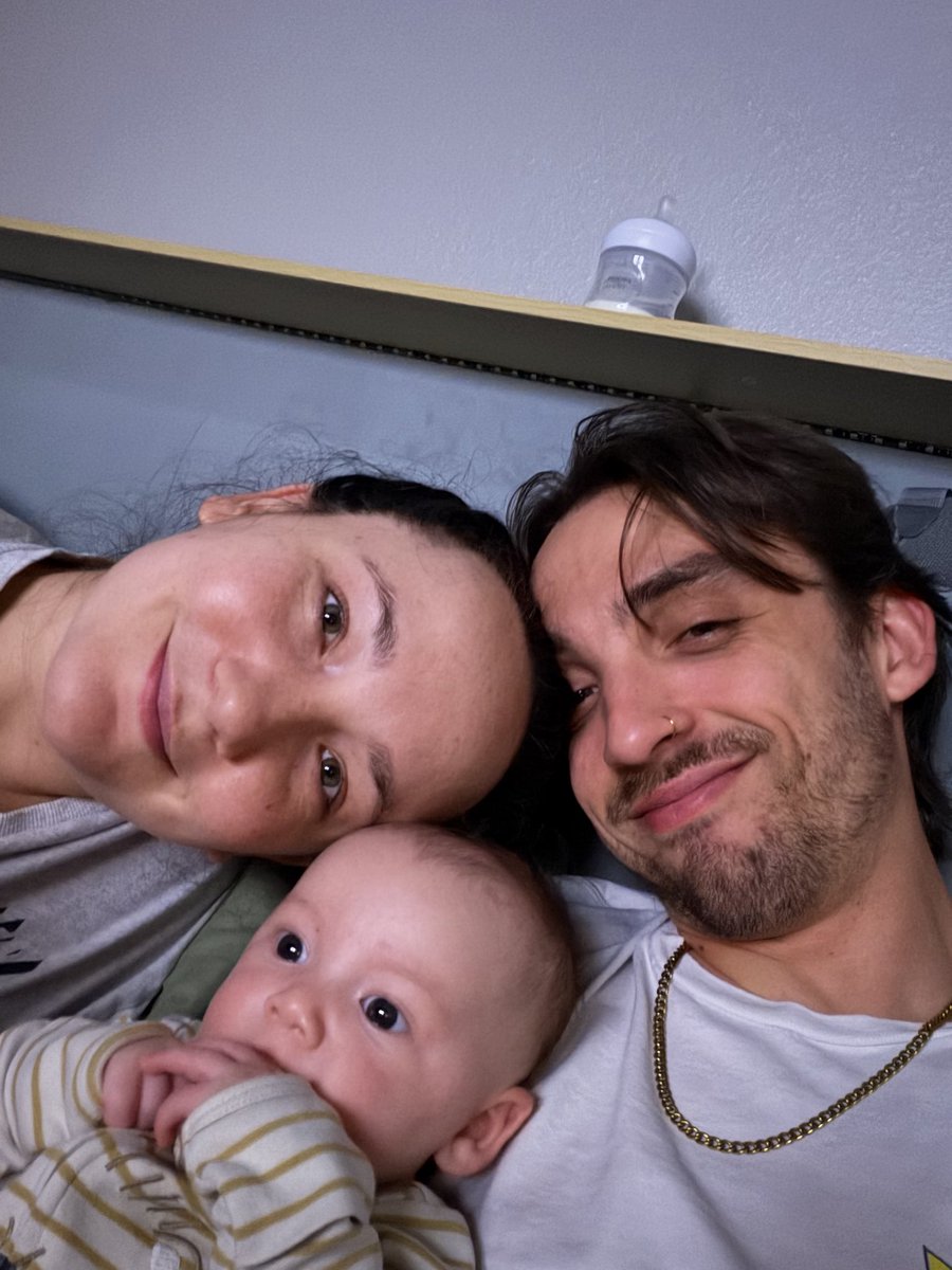 Mjamesreeves's tweet photo. I mean, can you get more lucky? https://t.co/gDbWeZl6bV