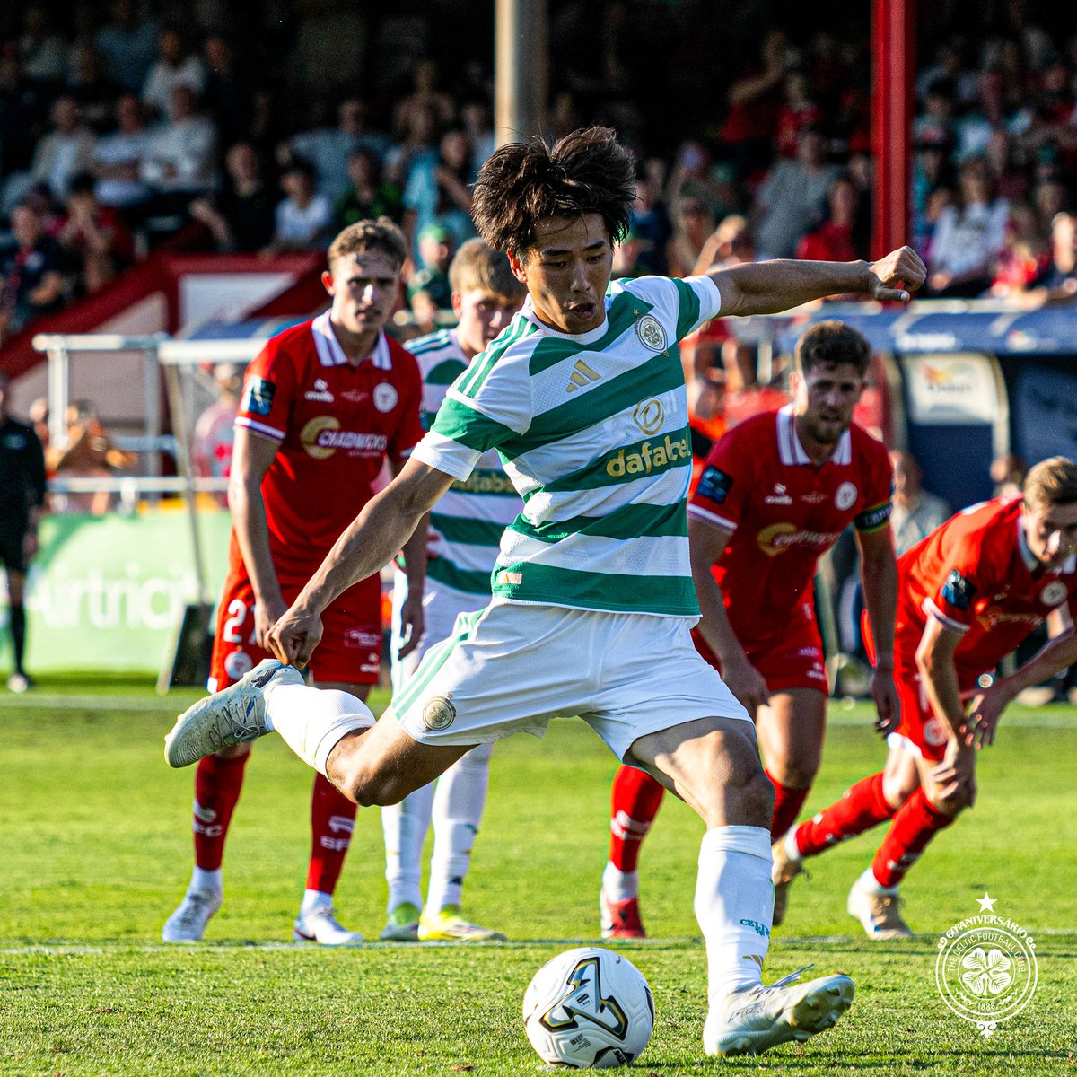 CelticFC's tweet photo. 📰 Yamada grabs a late equaliser for Celtic in Dublin

Match report 👇

#ShelbourneCeltic | #CelticFC🍀