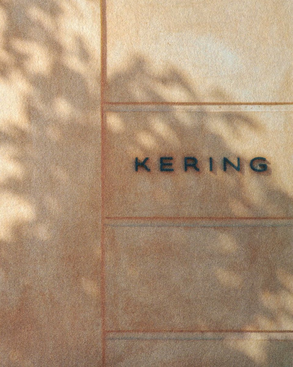 KeringGroup's tweet photo. Kering announces that @Gucci and @LOrealGroupe have entered into a 50-year exclusive beauty license agreement, one year ahead of schedule.
The agreement follows the decision by Gucci and @COTYInc to bring forward the redemption date of their existing beauty license agreement. https://t.co/8D4qeJzxBu