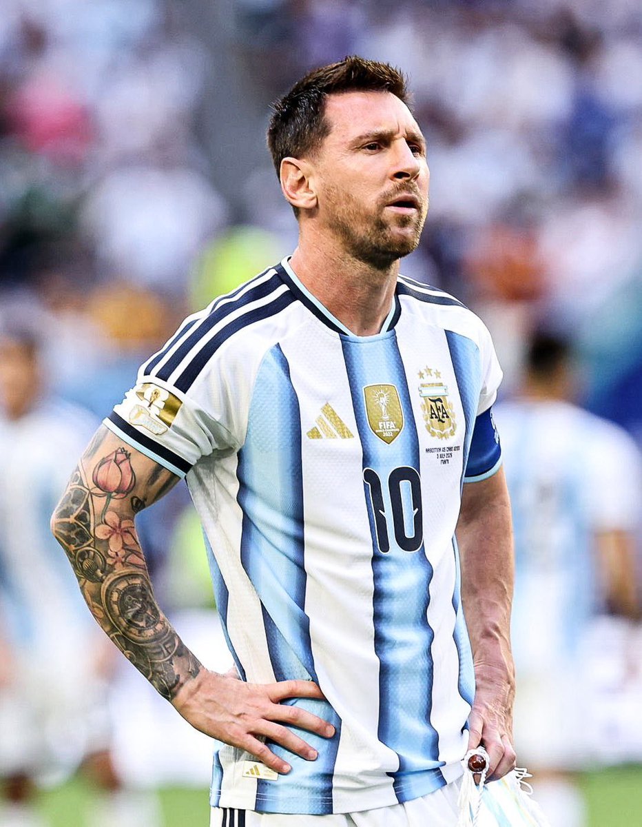 ElInmortal____'s tweet photo. Se fue al equipo de Qatar justo antes del Mundial de Qatar. Y le pitaron 5 penaltis en 7 partidos

Se fue a la MLS justo antes del Mundial de Estados Unidos. Y todos estamos viendo lo que está pasando.

Algún día se destapará todo. Y la trama Negreira será un chiste a su lado. https://t.co/b2insimhA3