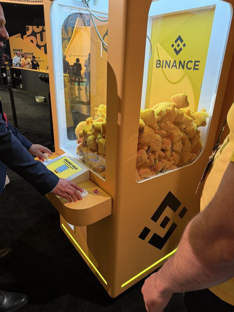Aliaian's tweet photo. Whoever at Binance pushed for Bibi deserves more credit

> AI companion
> Official plushies
> Years of history behind the character

It’s one of the few crypto mascots that actually feels like a real brand instead of something made overnight

@cz_binance @sisibinance @heyibinance thank you

#BNB
