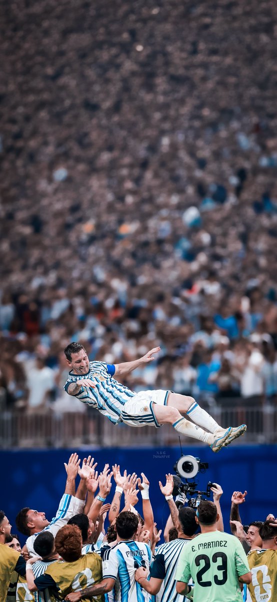 7nawafvr's tweet photo. ⁴ᵏ Lionel Messi ᴳᴼᴬᵀ 🩵🩵🥹🐐✨

• #Messi | #Argentina      
• #FIFAWorldCup2026 | #Wallpapers https://t.co/2Aex4VuVAz