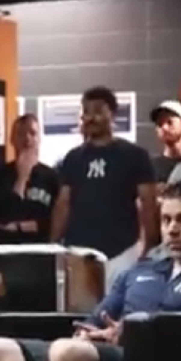 ClubGrish's tweet photo. Showed up late. Oh brother. https://t.co/2e4Ofx1Nu8