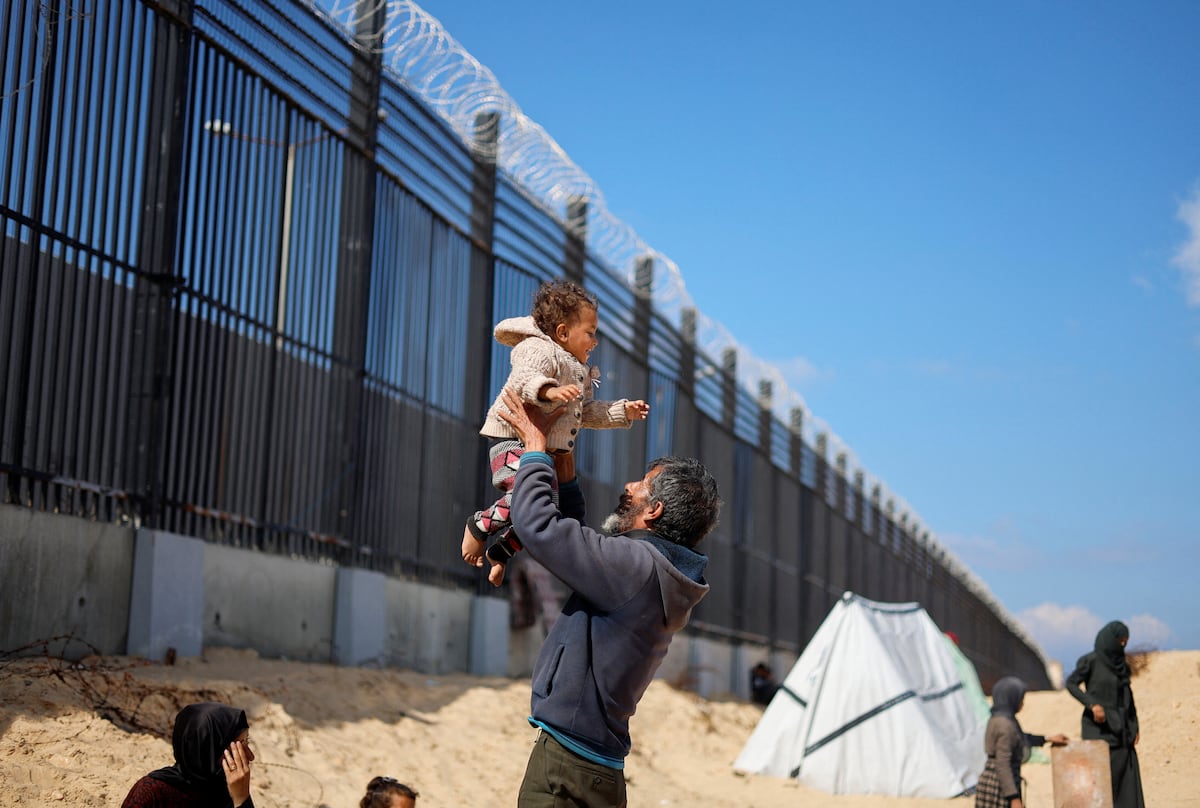 espanaes1's tweet photo. @OOCprogresismo2 Muy propalestinos pero tienen un muro cojonudo para que no pasen https://t.co/ZNgFwKVbwo