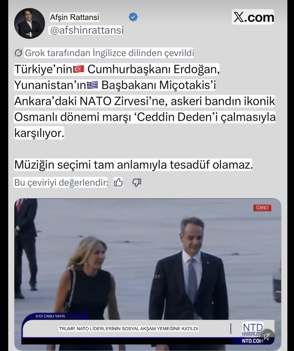cnspvlNil's tweet photo. 📌BİLGİ: 
Mehterin kökleri, İslamiyet öncesi Türk devletlerindeki "Tuğ" ve "Nevbet" geleneğine dayanır. Hunlar, Göktürkler ve Selçuklularda hükümdarlık alameti olan davul (kös) ve sancak geleneği, Osmanlı’da kurumsallaşarak mehter halini almıştır.

“Ceddin Deden” 😉

Halkı da şunları yazmış :)) 
#NATOsummit
#NATOzirve