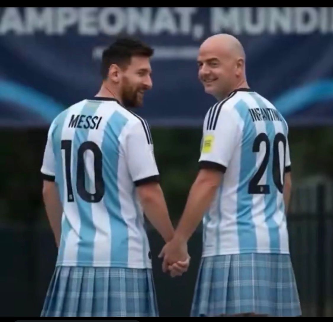 NoodleHairCR7's tweet photo. 🚨🗣️ Hossam Hassan (Egypt coach): “I'm going to say what I think regardless of the consequences, this was clearly a FIXED GAME. EVERYONE SAW IT!"

"If FIFA want Argentina to win, then why do you make us come play?!" https://t.co/Yp85UtmAvh