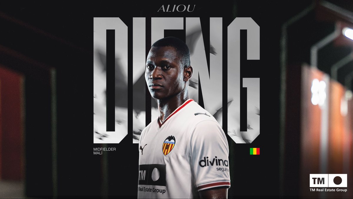 UniversMestalla's tweet photo. Para momentos de partido en modo muscular, juntar a Guido con Ugrinic y Dieng te va a dar mucho poderío físico en la medular. 

Falta nos hacía pierna fuerte 

@valenciacf https://t.co/1QK0NMNyxU