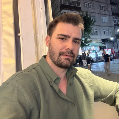 cih4noglu's tweet photo. #YeniProfilResmi https://t.co/Vd4JdBe6Ec