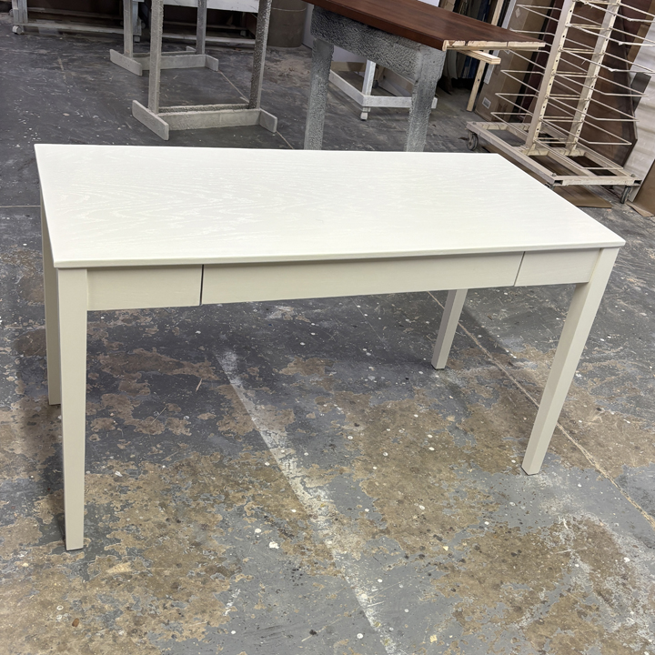 AccentWoodwork's tweet photo. Custom Notebook Desk in White Dove on Maple – Tampa, Florida https://t.co/RrUKy9ztTW https://t.co/EA0BodQ9Cl