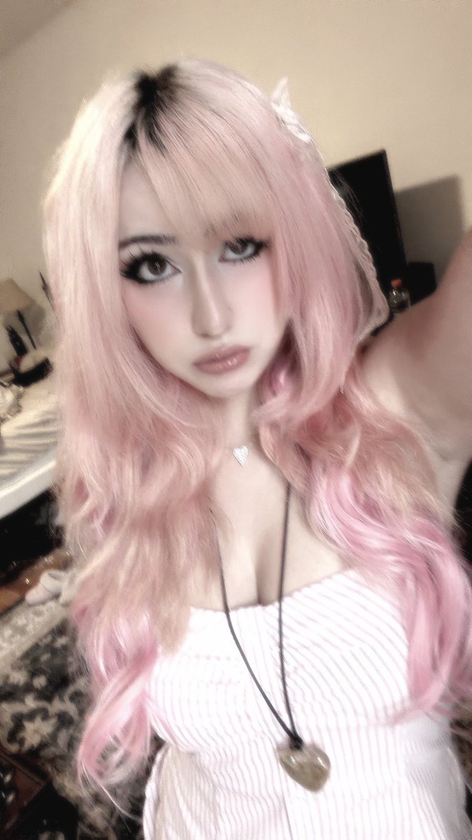Elena ♡ ˚₊ ⁺˳ tweet media