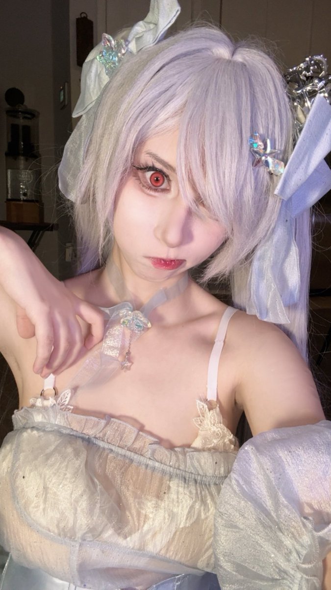 hiyocozz's tweet photo. Cinderella from #nikke #cosplay mew mew mew mew mew https://t.co/KjL9pOtajQ