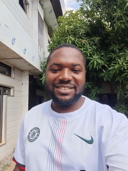 Livinus Ekene · Frontend Engineer tweet media