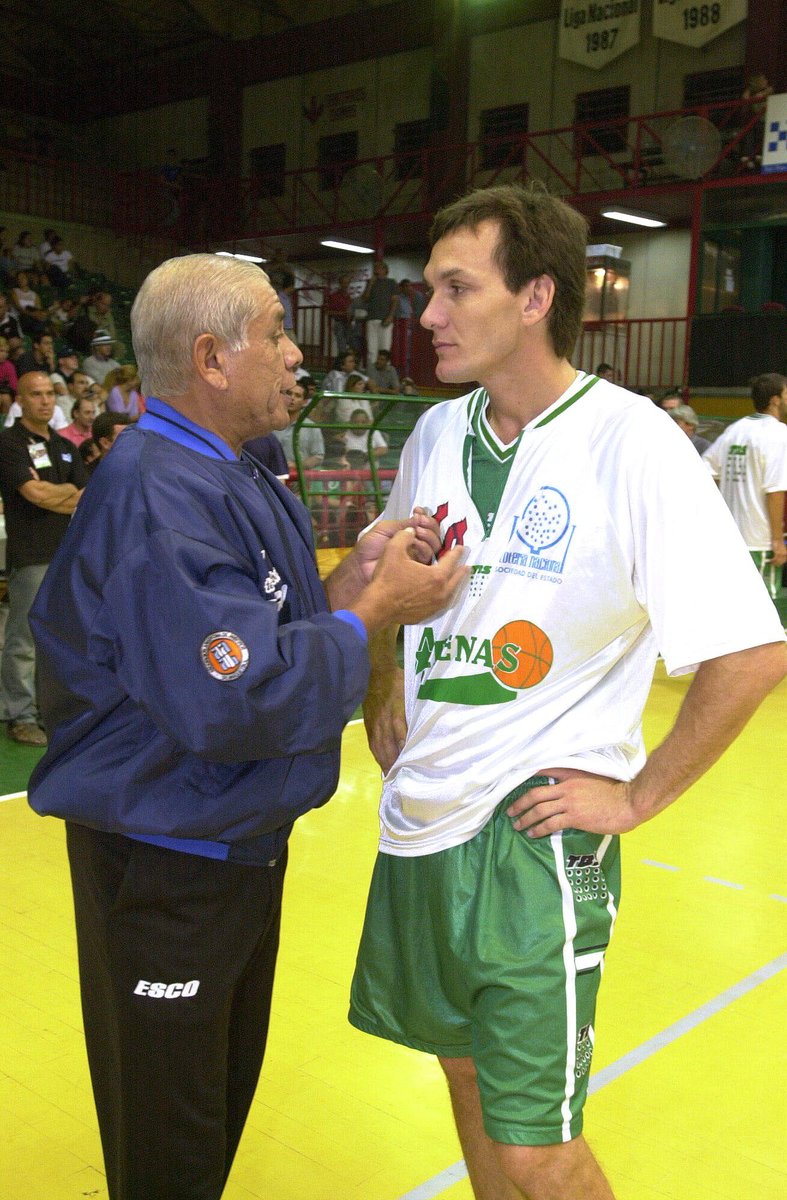 mchaijale's tweet photo. Murió Eduardo Alagastino, el santiagueño que fue un símbolo del arbitraje de la Liga Nacional https://t.co/Ec0f1vuSjx