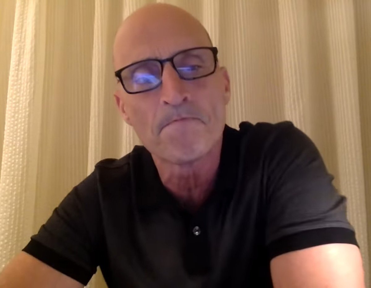worshipVK's tweet photo. A few days ago, DK shut this Nasser guy up over how the ICC is partial towards England when it comes to the WTC final venue

Today, DK couldn't control his anger and said "I won 2 IPL as coach. Not even a single player from that team is selected. What kind of selection Gambhir and Iyer are doing?"

Nasser was laughing while Karthik was being sad. Gambhir and his team have made us a laughing stock 🥲🙏
