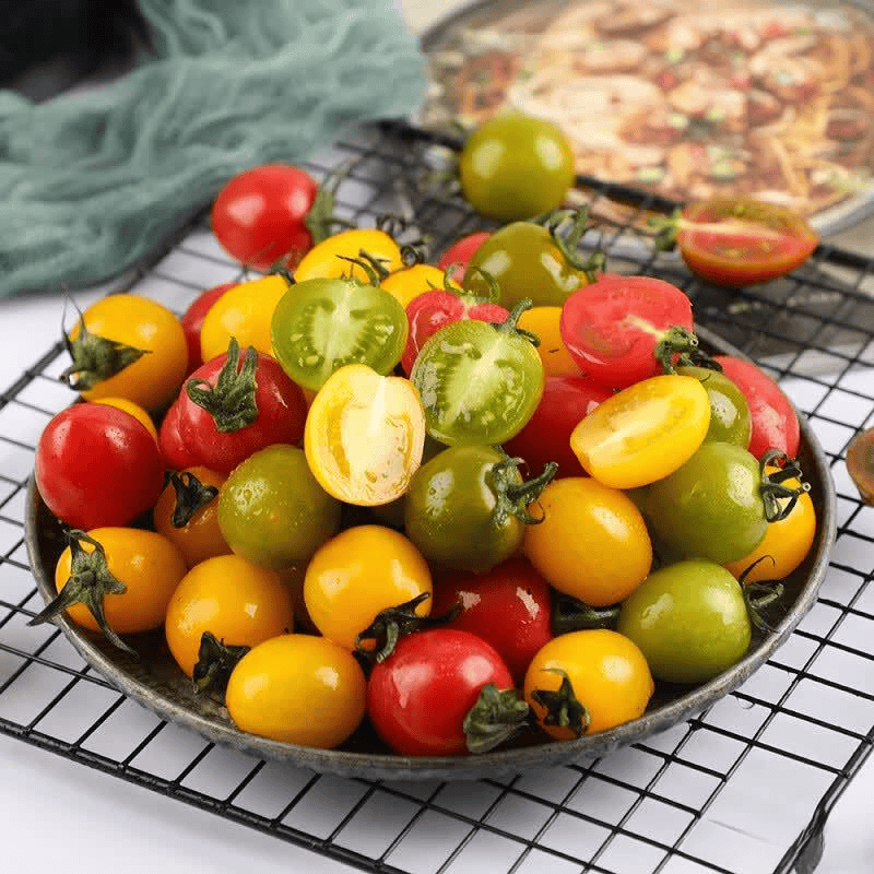 Victorina89's tweet photo. Just tested the new organic cherry tomatoes ! Burst with natural sweetness, zero watery aftertaste, perfect for salads or snacking. 10/10 would repurchase! https://t.co/VHu2TIHGgI