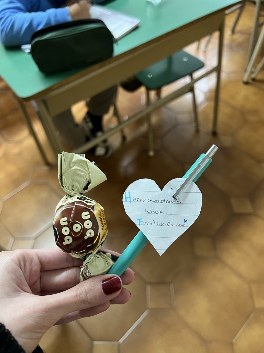ByEmilce's tweet photo. Gano Argentina y vino mi alumna con esto por la semana de la dulzura, hoy gané x2 https://t.co/uUfakIs0Ta