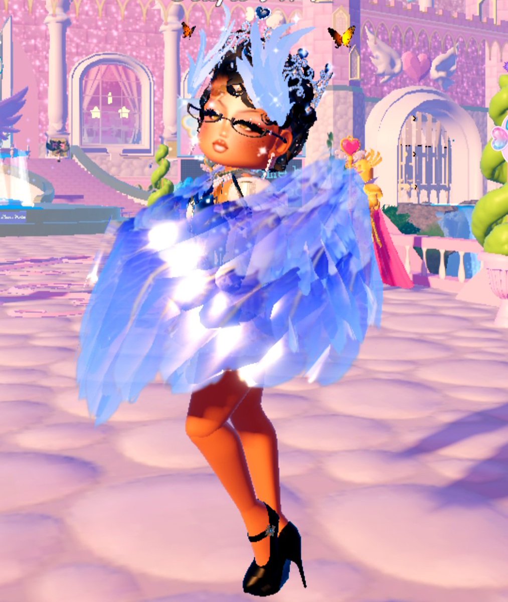 Og_Mis_Royaltys's tweet photo. I commissioned @ThyRoyalComet to make me a custom valk/fae wings and when I say GO BUY i mean GO BUY!!  LOOK at these GORGEOUS decals they made!! when they open PLEASE do order a decal commission from them this is WONDERFUL https://t.co/oGi729sYLZ