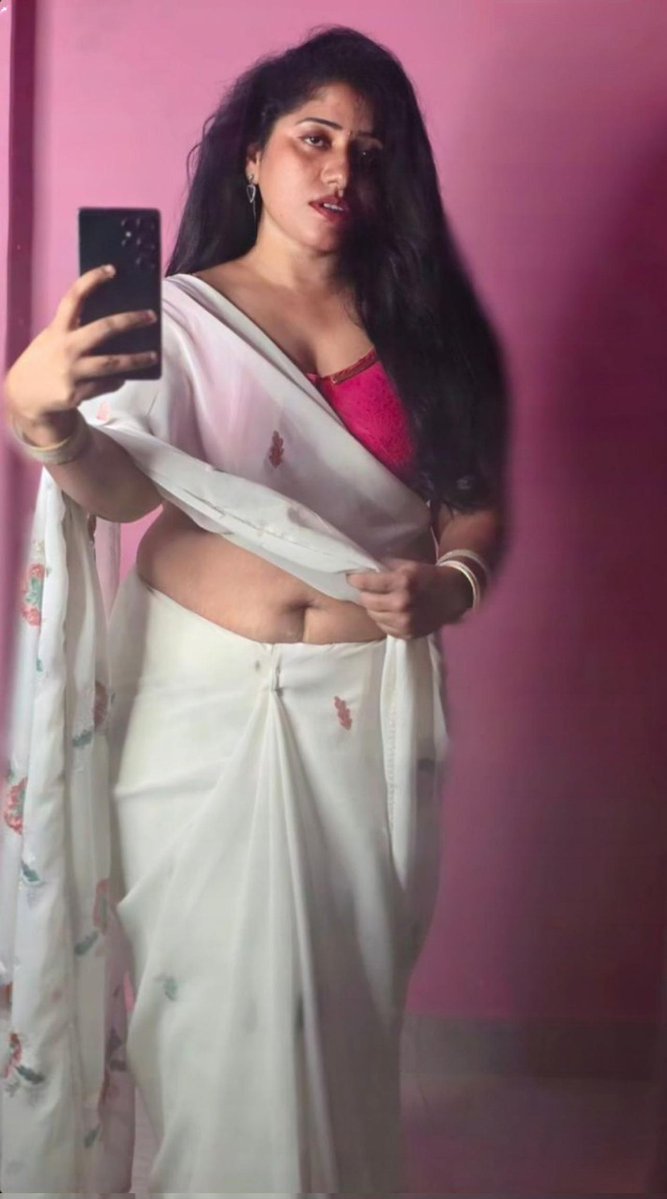 hornyabbayi16's tweet photo. #sirinaidu💋🔥😋😉 https://t.co/apdlFIvN4V