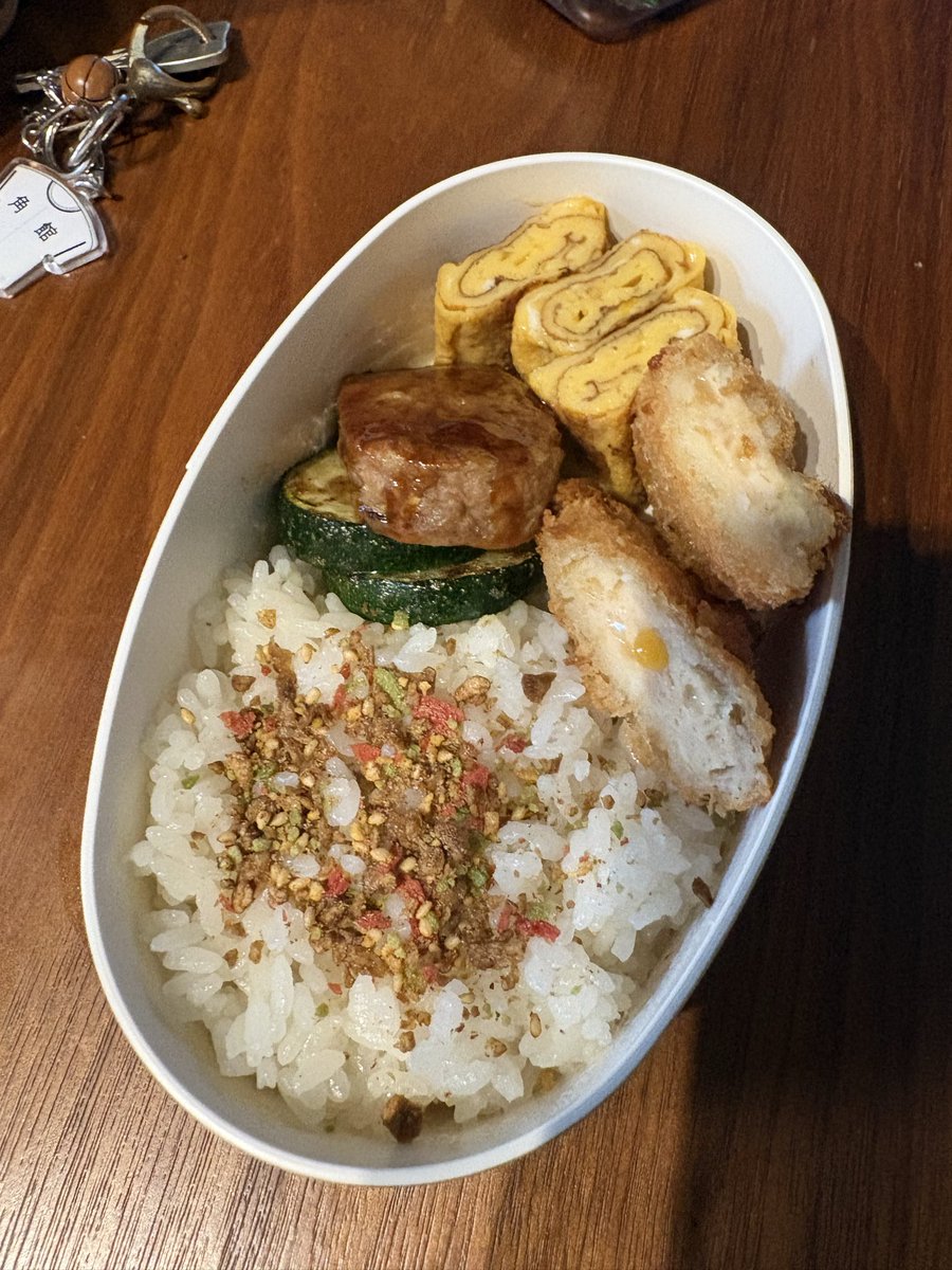 fujixim's tweet photo. #父さん弁当
いつも通りの娘っこひとりぶん😆 https://t.co/u1C5d81tkH