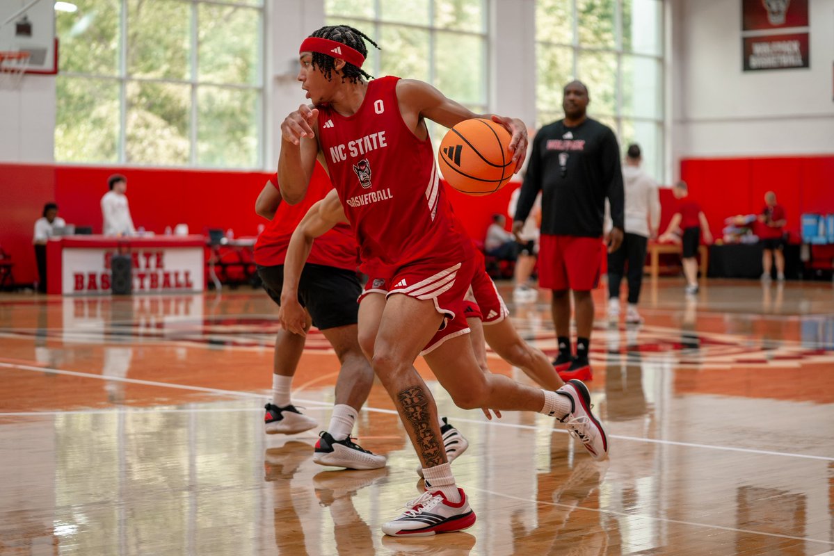 PackMensBball's tweet photo. Won the day https://t.co/3nZMjqtH41