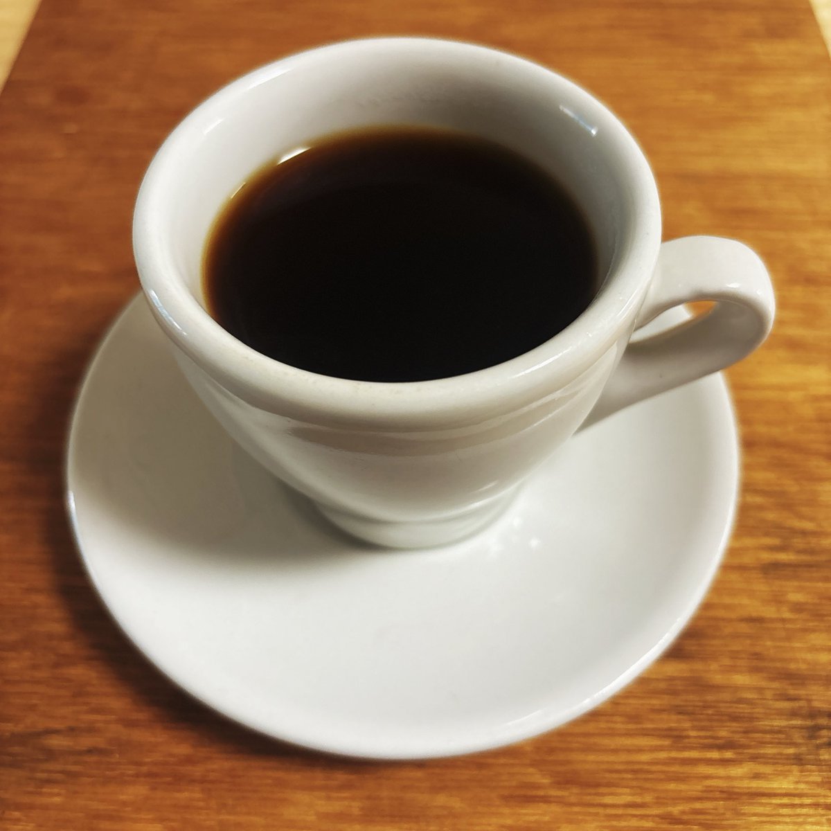 _michi_19's tweet photo. おはようございます。
さぁ今日もがんばろ！
#朝活書写
#コーヒー https://t.co/x6XWXnCtgj