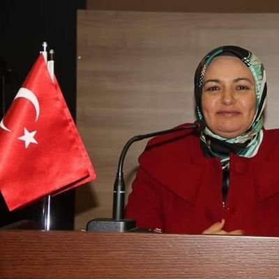 27HABER1's tweet photo. Leyla Gevrek yazdı 
Toprağa Dokunan Bir Hayal
https://t.co/LmOFwjUtRy
#bahcelievler @FatmaSahin @GaziantepBeld https://t.co/apAHvU6Mca