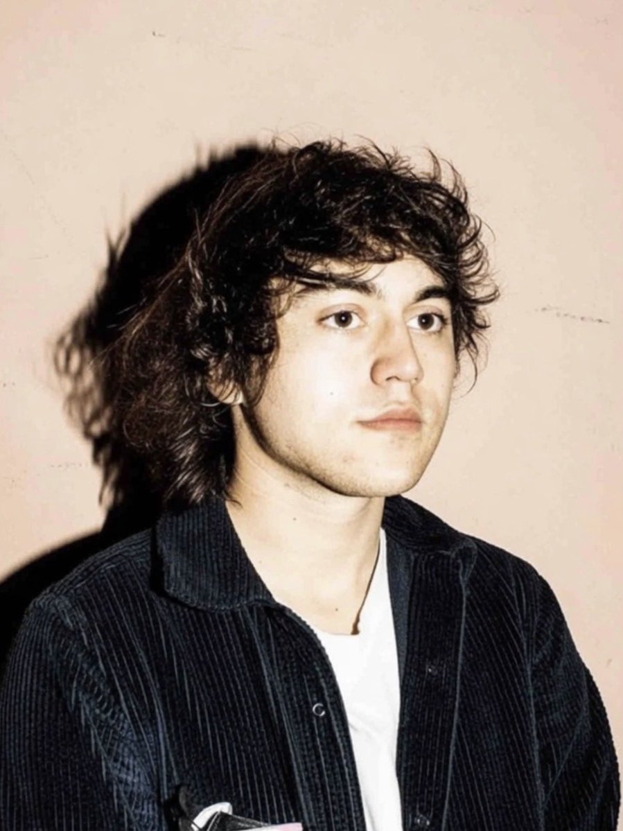 KrangBalls's tweet photo. Why does he look like @BRANDONWARDELL https://t.co/jq7G2zzAAF
