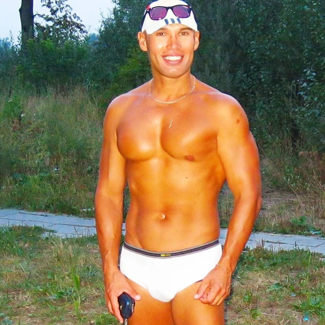 bibik_sergey's tweet photo. Even the shortest workout will do more good than not having one! #bodybuilding #bodypositivity #body #MuscleMan #muscle #Strongmen #workout #sergeybibik #lifestyle #model #Training #fitness #FitnessModel #FitnessMotivation #fitnessaddict #gymlife #gymtime #gym #бибик #сергейбибик https://t.co/XKlPifs9e8