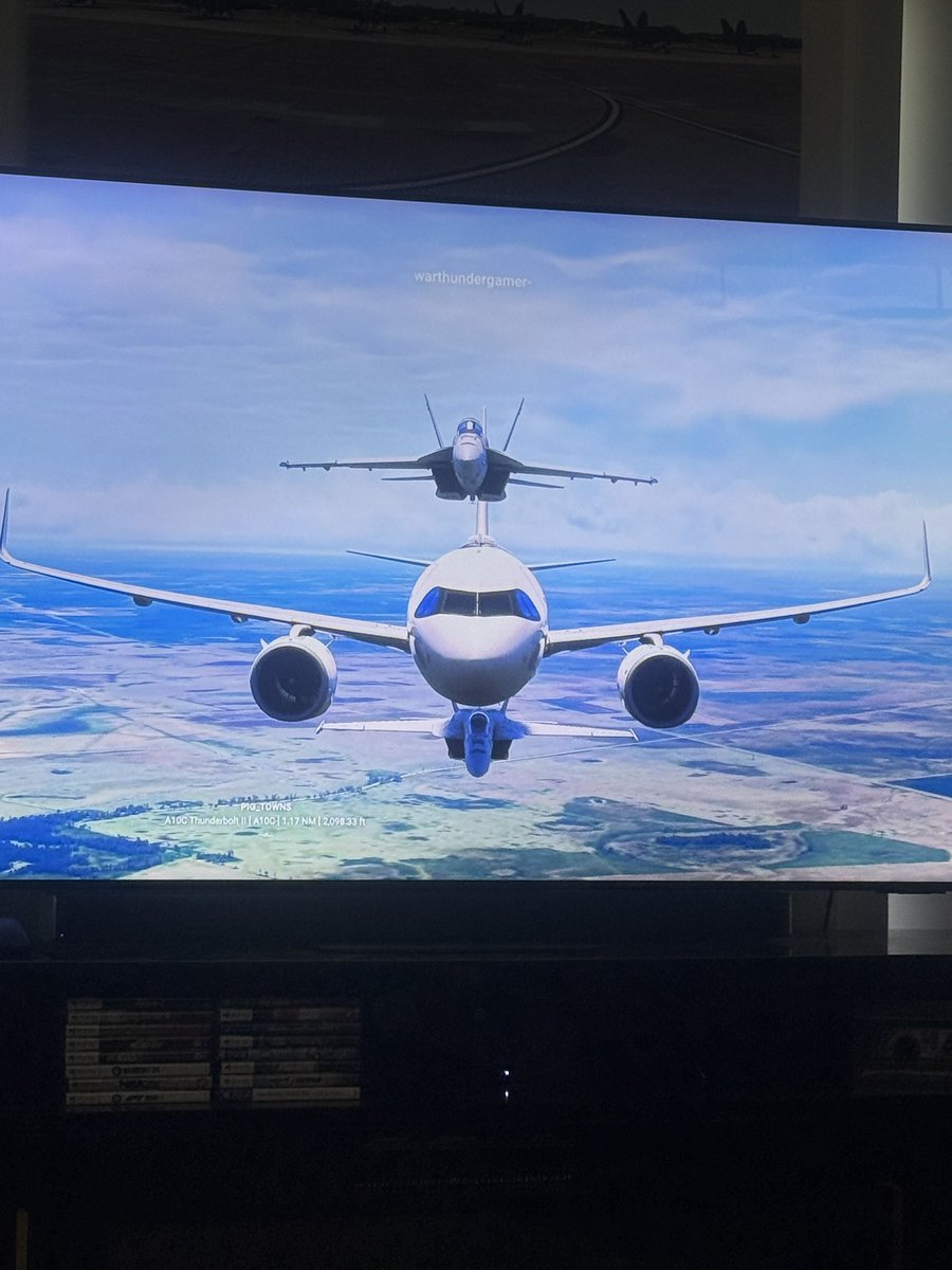 abelincoln1979's tweet photo. @AllCowTown Was a fun flight, I was in vr the whole time was awesome https://t.co/H0hSQn96mr